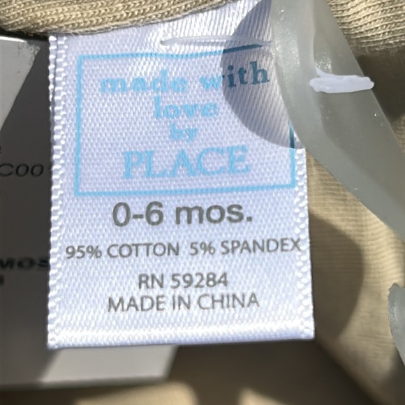 NWT Cheetah 4 Piece Outfit with Hat Size 0-6 months - Picture 5 of 14